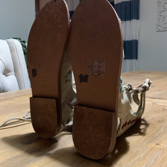 Musse & Cloud Hanne Women’s Taupe Suede Zip Gladiator Embroidered Sandals - Picture 10 of 16